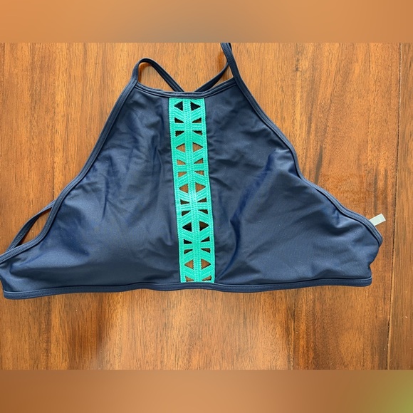 Aerie Navy Bikini Top with Green Accent size medium - Picture 2 of 6